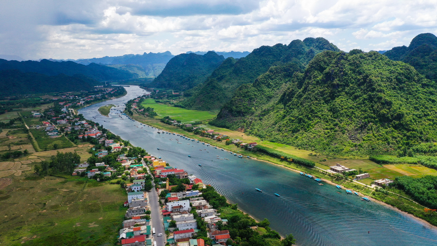 Phong Nha- Kẻ Bàng sẽ là trung tâm du lịch tầm cỡ quốc tế trong tương lai