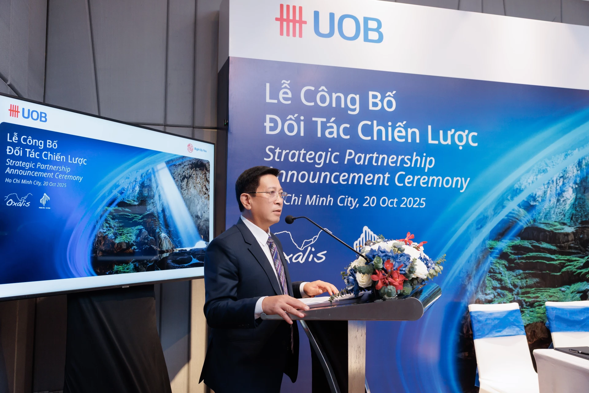 Phong Nha – Kẻ Bàng mở rộng hợp tác quảng bá du lịch sinh thái ra khu vực ASEAN 58 Giám đốc Ban Quản lý Vườn Quốc gia Phong Nha - Kẻ Bàng Phạm Hồng Thái phát biểu tại lễ ký kết - Ảnh: Trung Đức